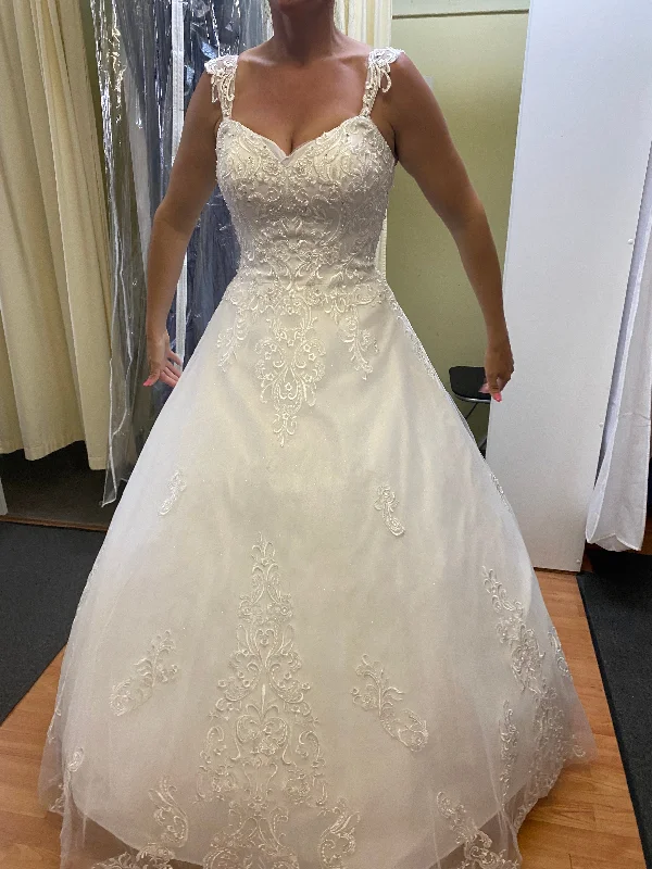 Price Reduction Other Princess Wedding Dress, Dancing Queen Bridal, Medium