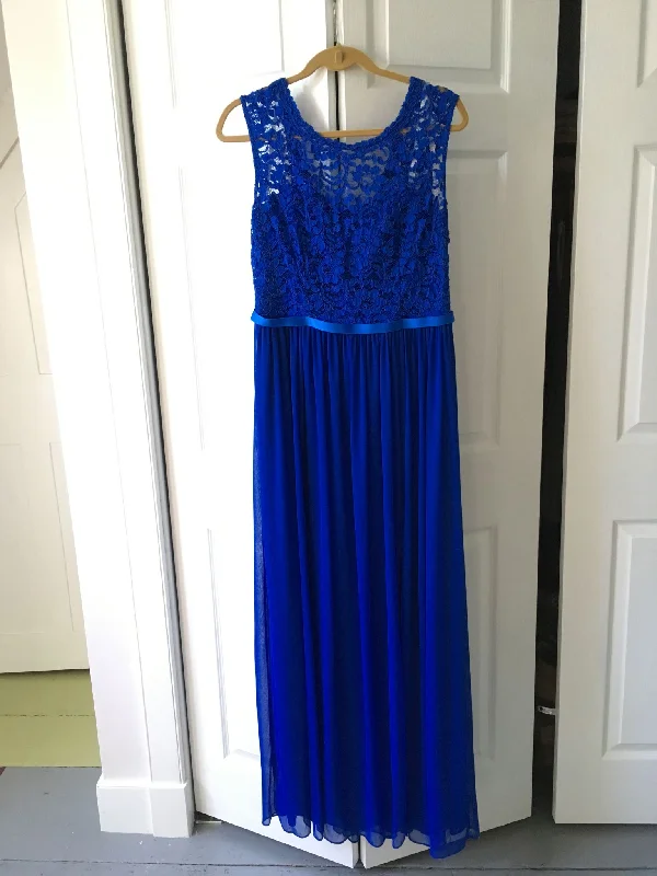 Final Markdown David's Bridal Long Bridesmaid Dress with Lace Bodice