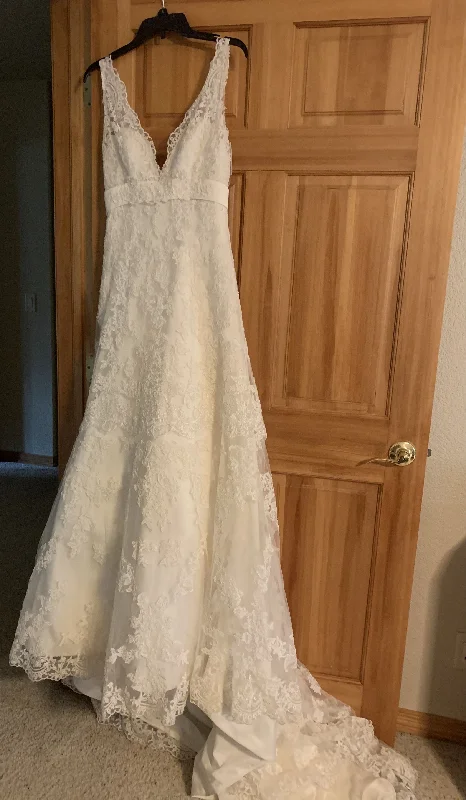 Midnight Madness Allure Bridals