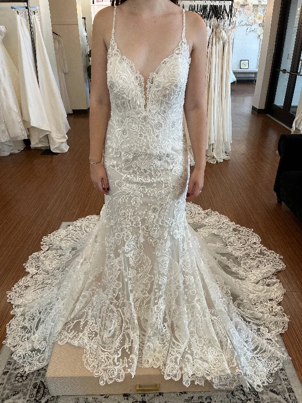 Fantastic Offers Allure Bridals 9760