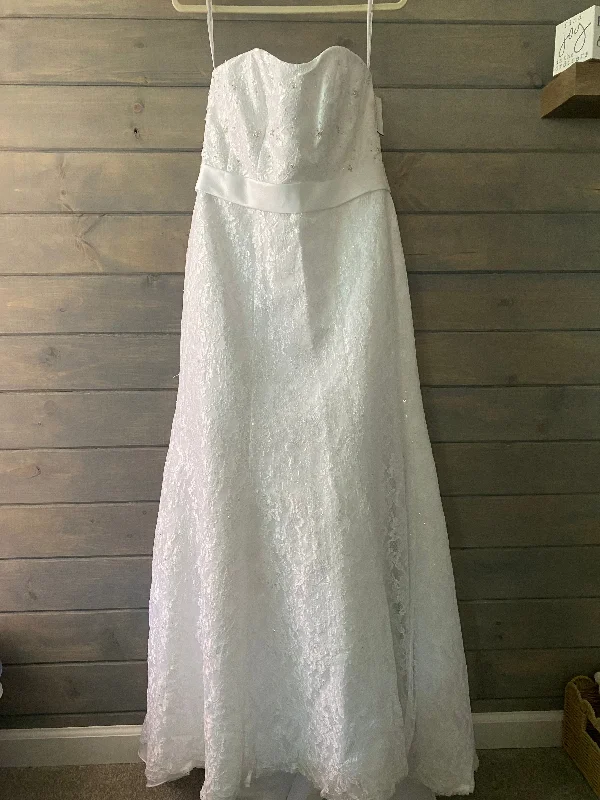 Stock Clearance David's Bridal 13011739