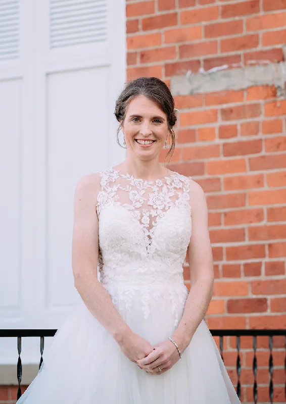 Super Deal Allure Bridals