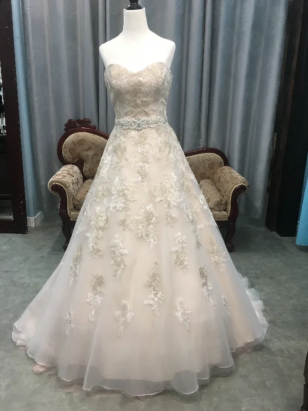 Get It Before It’s Gone Mon Cheri David Tutera