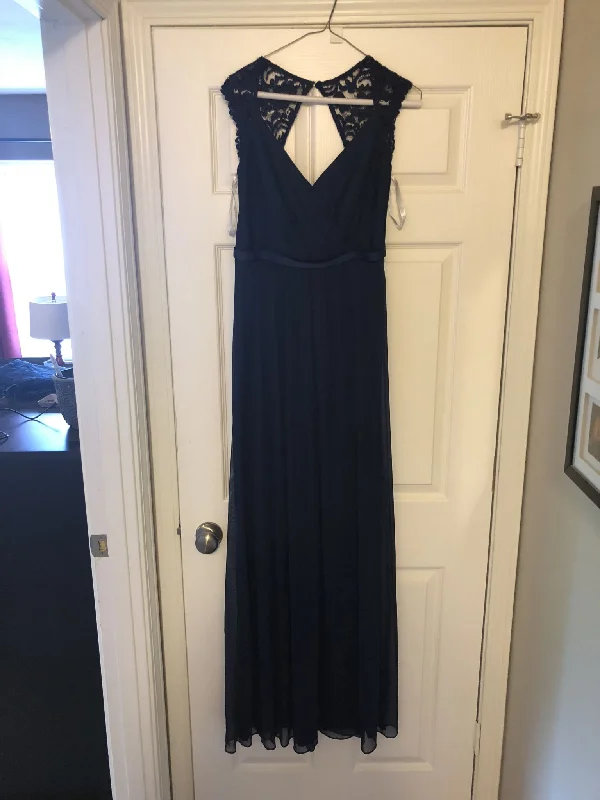 Deal Mania David's Bridal Long mesh dress-lace cap sleeves-keyhole 4XLF19505
