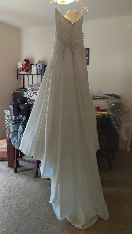 Online Exclusive Allure Bridals