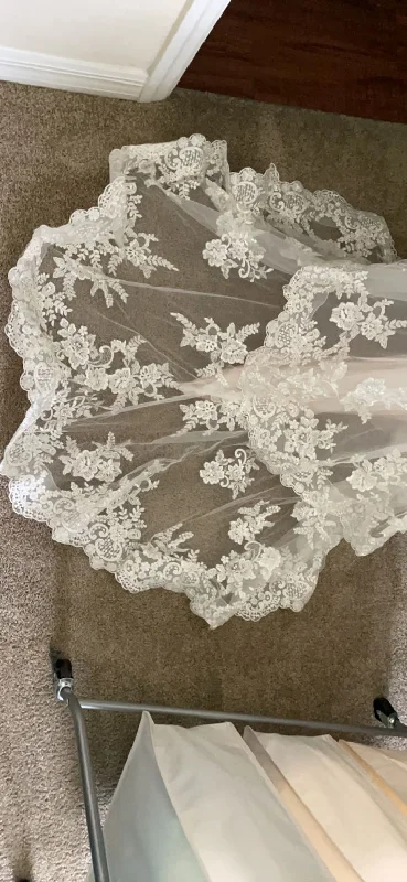 Deal Frenzy Allure Bridals