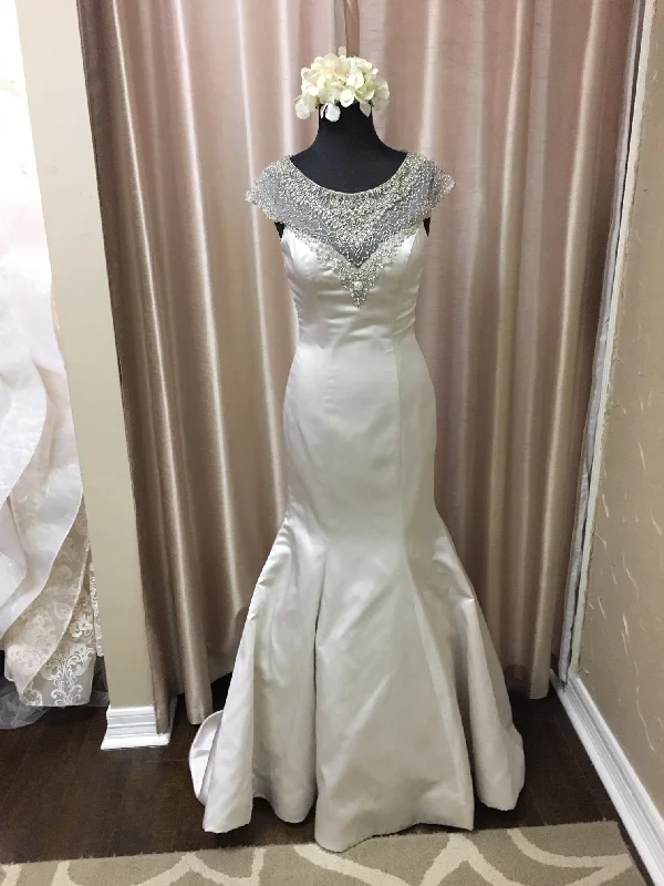 Unmissable Offer Allure Bridals