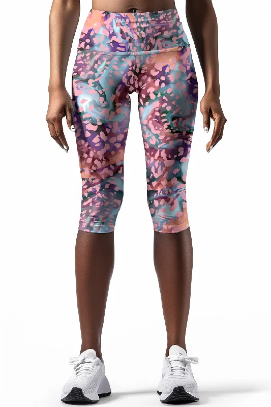 Bargain Bin Bora Bora Ellie Watercolor Print Athletic Yoga Capri Leggings - Women