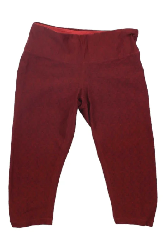 maroon:#6d093c