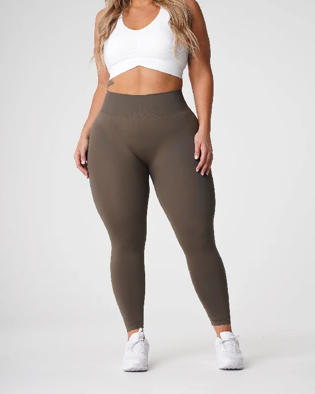 Discount Extravaganza Olive Solid Seamless Leggings