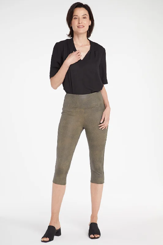 Can't Miss Pull-on Skinny Legging Capri Pants - Moss