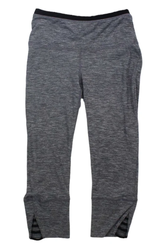 heather gray:#696464