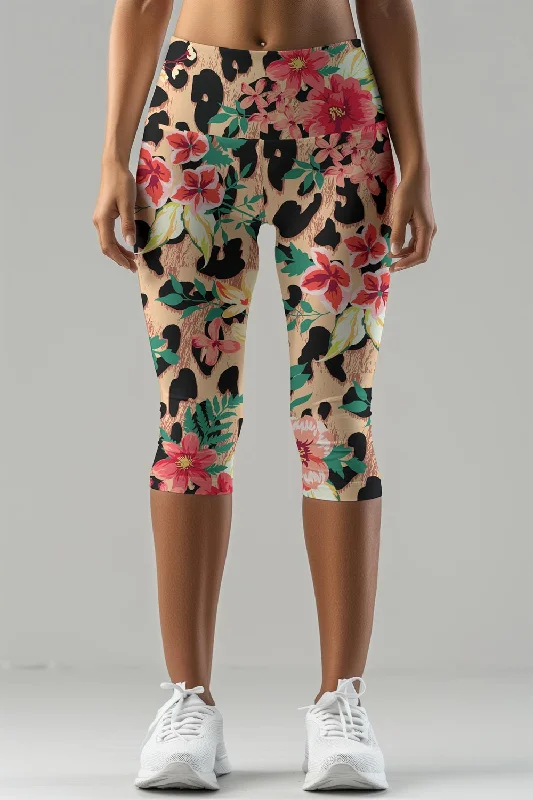 New Markdowns Wild & Free Ellie Floral Animal Print Performance Yoga Capri Leggings - Women New Markdowns Wild & Free Ellie Floral Animal Print Performance Yoga Capri Leggings - Women