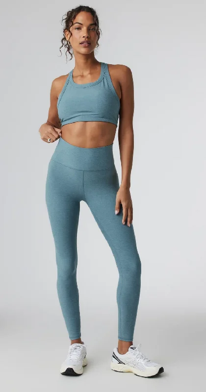 Blowout Sale Women's Clean Elevation Legging