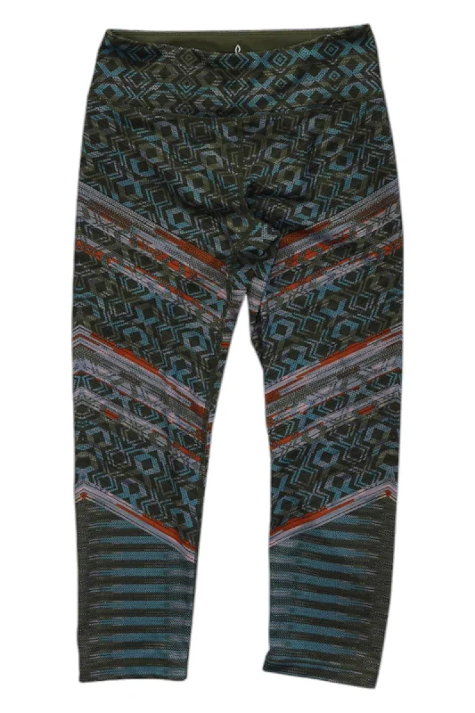 green aztec print:#15520e
