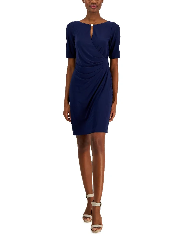 Sale Event Women's Maryellen Notch-Neck Shift Dress
